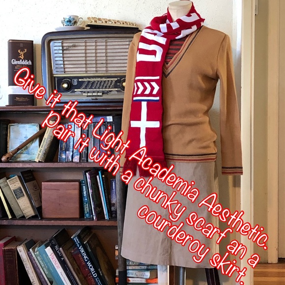 Vintage Varsity style long sleeve sweater - Picture 3 of 6